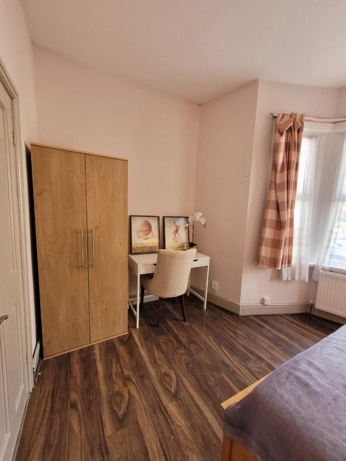 43 Kimberly Road Apartment Londres Exterior foto
